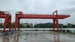  四川泸州水库龙门吊生产